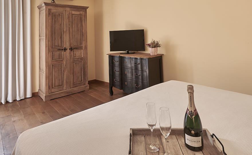 Vila Bella ตอร์โรเอยา เด มอนต์กรี ภายนอก รูปภาพ